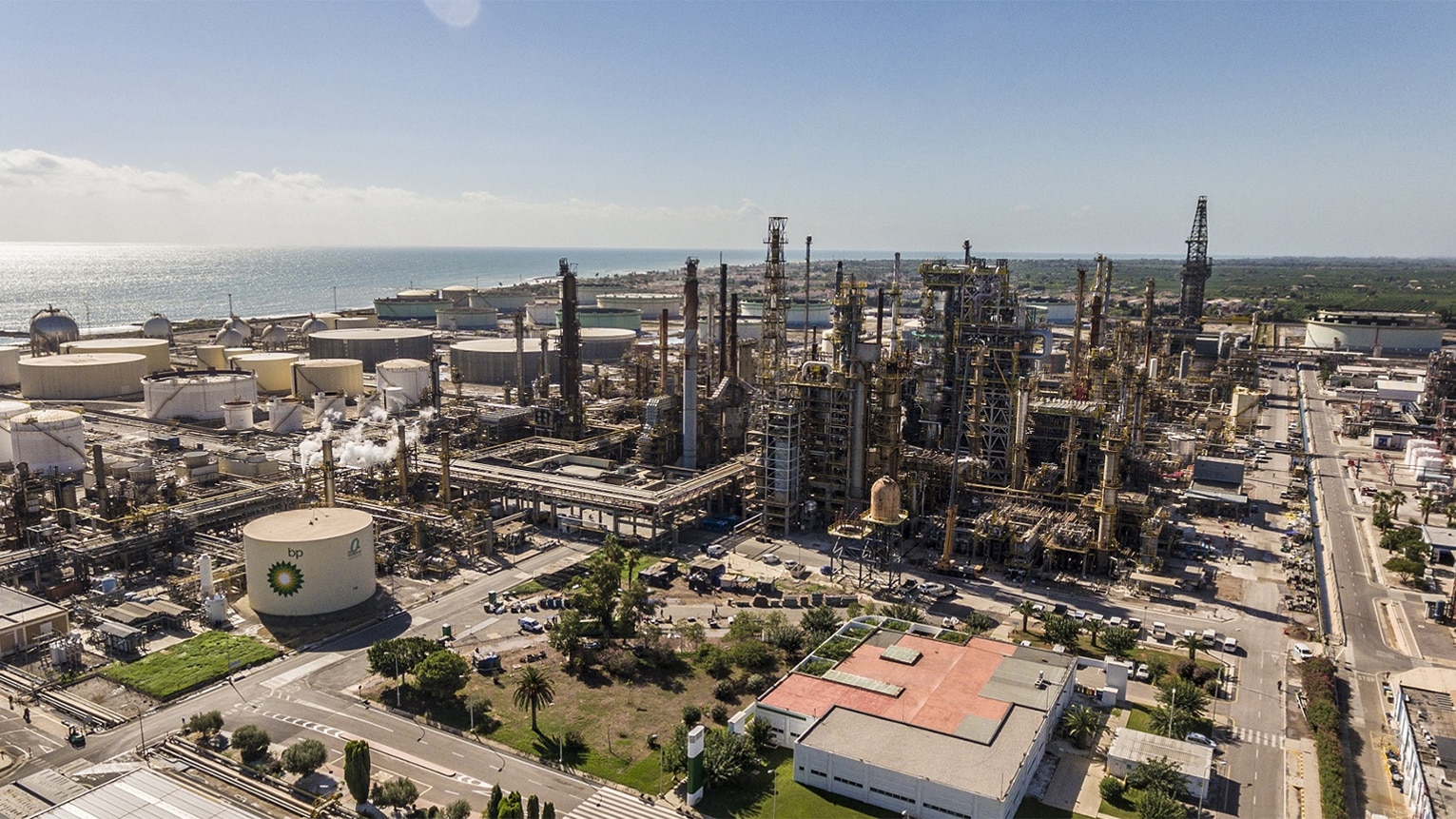 Bp’s Castellon Refinery Celebrates First Sale Of ISCC EU SAF | News And ...